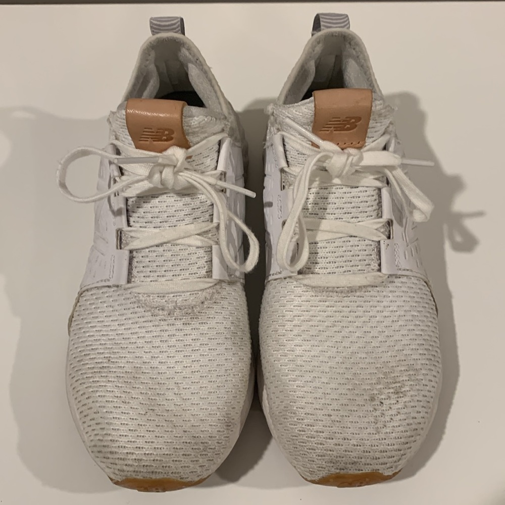 Sneaker - Picture 2 of 9